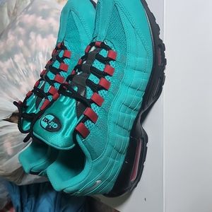 Nike womens air max 95